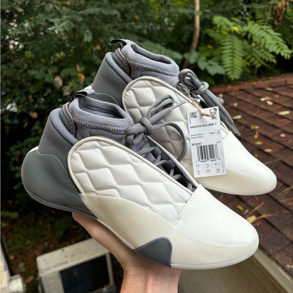 Adidas Harden Vol 7 Men’s Size 8 Basketball Shoes Gray Chalk White NEW! | IE9257